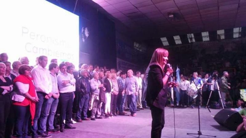 Venegas junto a dirigentes de Cambiemos y del peronismo festejó el Día de la Lealtad