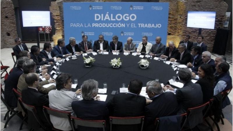 Bono de fin de año: Gobierno y CGT acordaron suma de $ 2.000