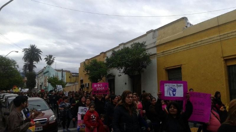 Multitudinaria marcha "#Ni Una Menos"