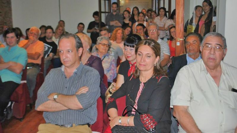 Lucida presentación de “El sentido de la Literatura” de Juan Uriarte