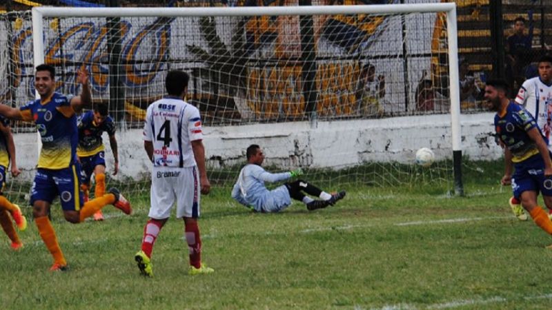 Triunfo de “Poli”, empate “Sagrado” y caída del “León”