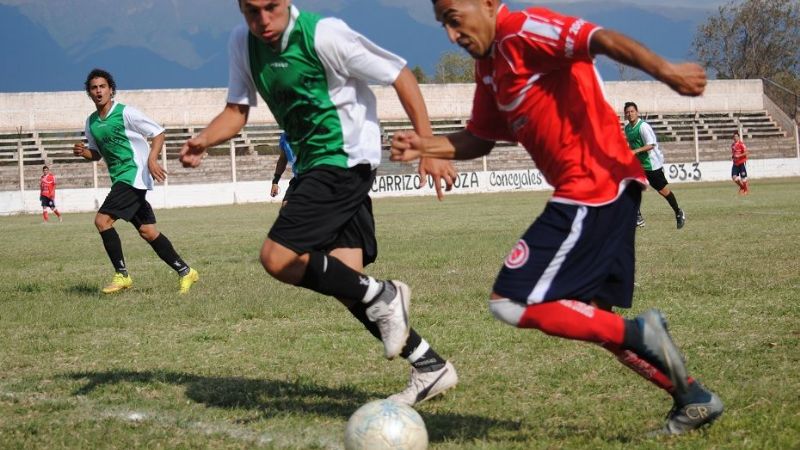 El “Diablo” ganó y está a 2 de la cima; San Antonio frenó a La Estación