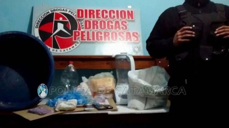 Dos mujeres detenidas tras desbaratar una “cocina de drogas”
