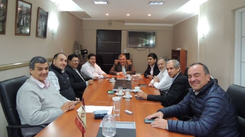 Senadores se reunieron con el titular de Vialidad Provincial