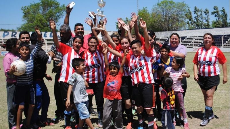Tinogasta es el campeón del Fútbol Femenino y se va a Bariloche