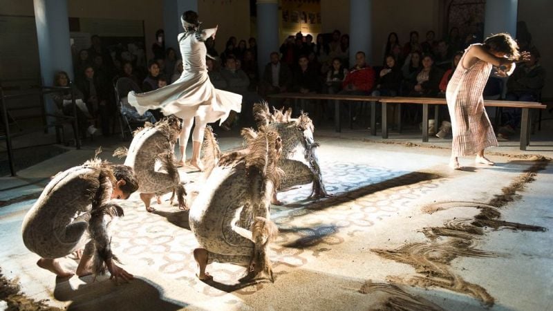 “Andarme por dentro volando”, danza + literatura