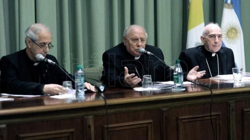 La Iglesia abre los archivos de la dictadura militar