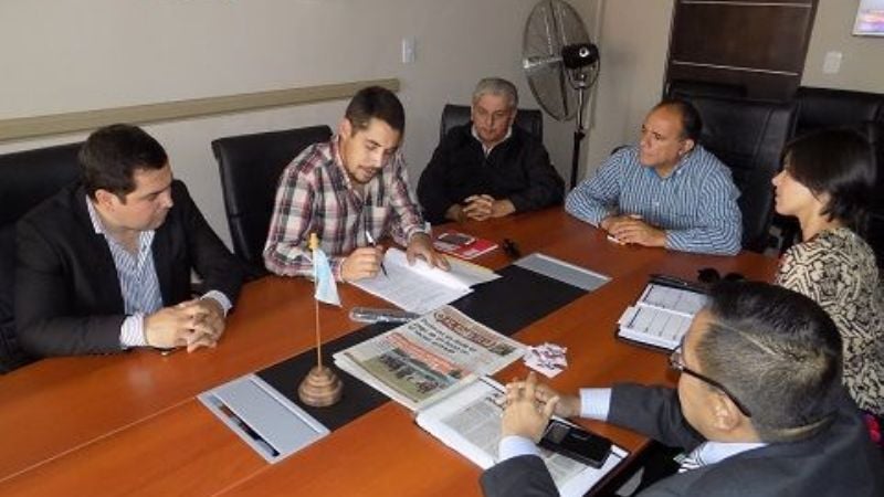 Animales sueltos: Consejo de Seguridad Vial se reunió con senadores