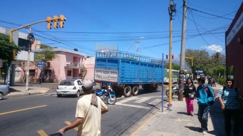 Acoplado se desenganchó del camión
