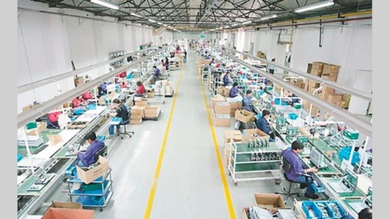 Volvió a caer la economía en septiembre según el Indec