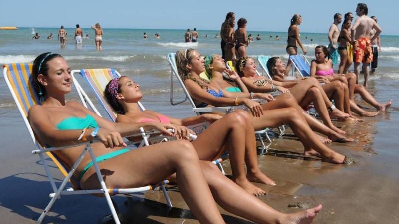 Gobierno "estudia" recortar feriados puente