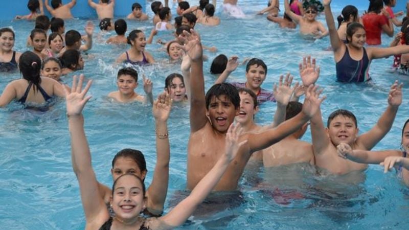 Cerca de 300 alumnos disfrutan de su viaje de egresados en el CIIC