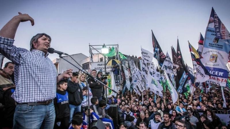 Máximo Kirchner: "Presidente escuche a la gente, no a sus asesores"