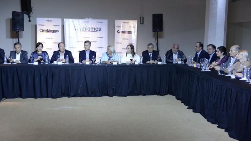 Venegas junto a Macri en el lanzamiento de la Mesa Nacional de Cambiemos