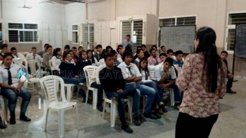 Charlas sobre prevención primaria de las drogas en Santa María