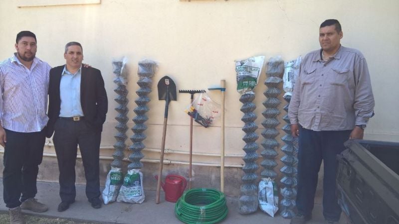 Centros de contención recibieron herramientas para proyectos de horticultura