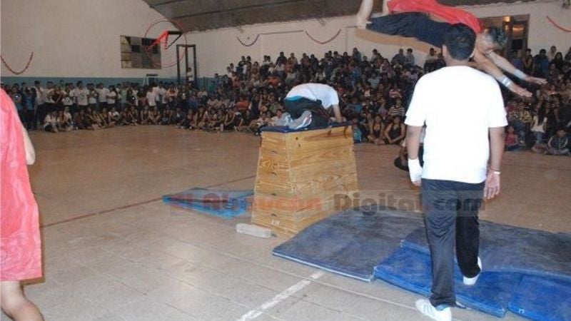 Muestra de Gimnasia en Fiambalá