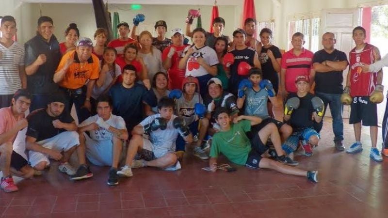 El gym de Defensores de Esquiú fue visitado por la FCB