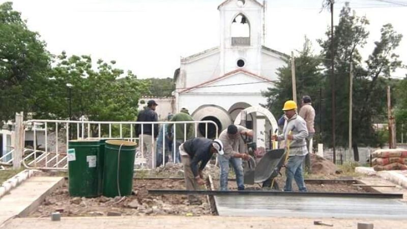 Adoquinado sobre Pasaje San Roque en Recreo