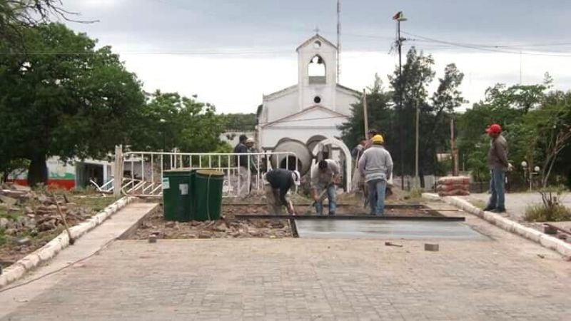 Adoquinado sobre Pasaje San Roque en Recreo