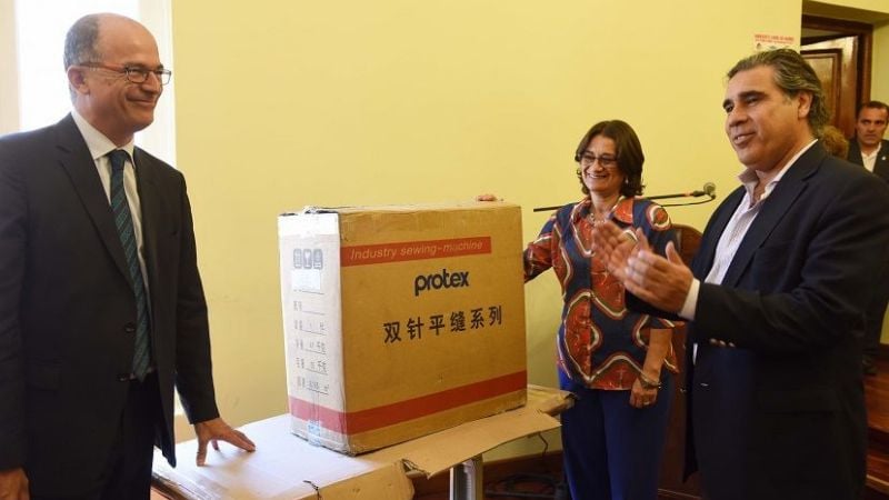 Nueva entrega de aportes a pequeños emprendedores