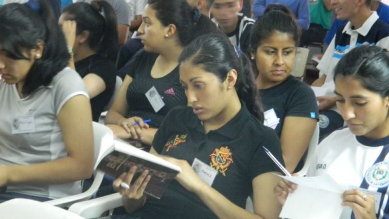 Más de 100 cadetes participan de la Acampada Policial