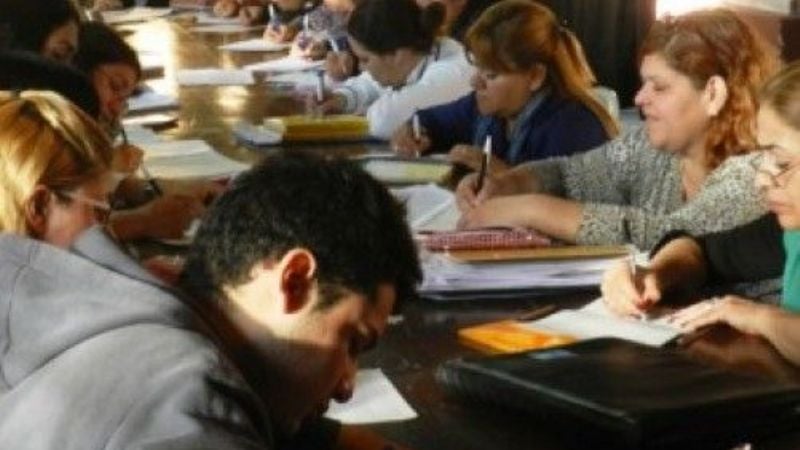 Brindan capacitaciones para beneficiarios de planes sociales