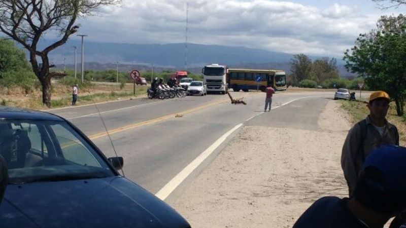 Municipales siguen con la protesta porque Jalile no quiere negociar