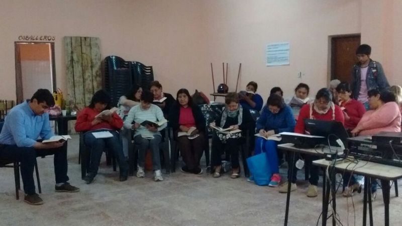 Jornada bíblica en El Puesto