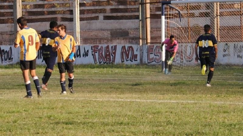 A Social Rojas le salió el “Seco” tiro del final, en un partidazo