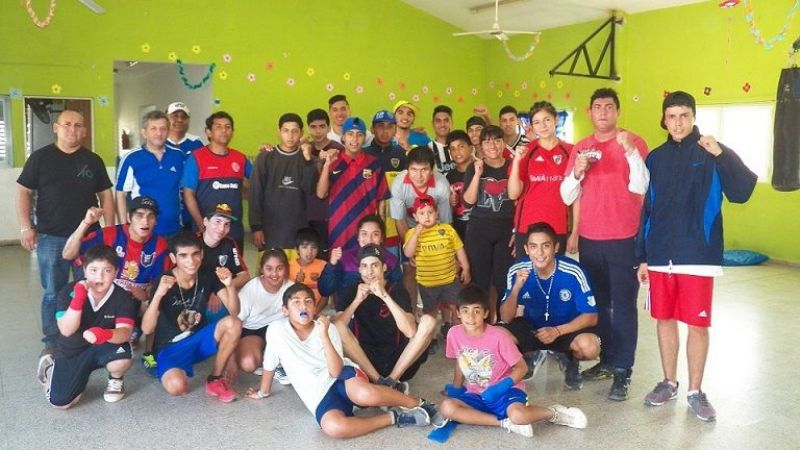 La Federación pasó por el gimnasio de "Tatita" Monjes