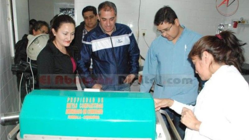 Entregan incubadora y ecógrafo al hospital de Fiambalá