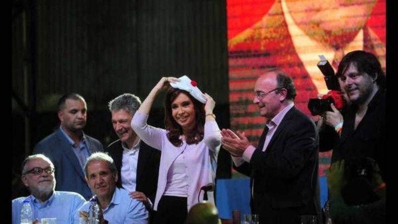 Alfonsín tildó de "adolescentes" a los radicales enojados