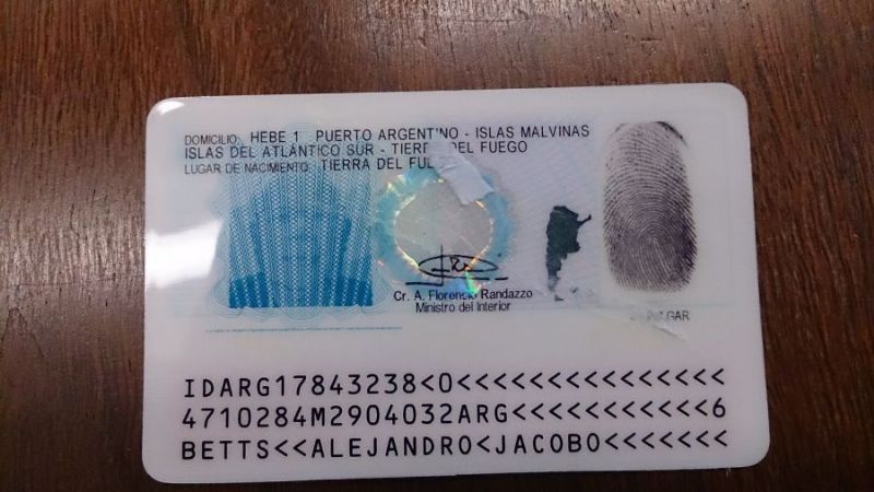 Para viajar, solo rige el nuevo DNI