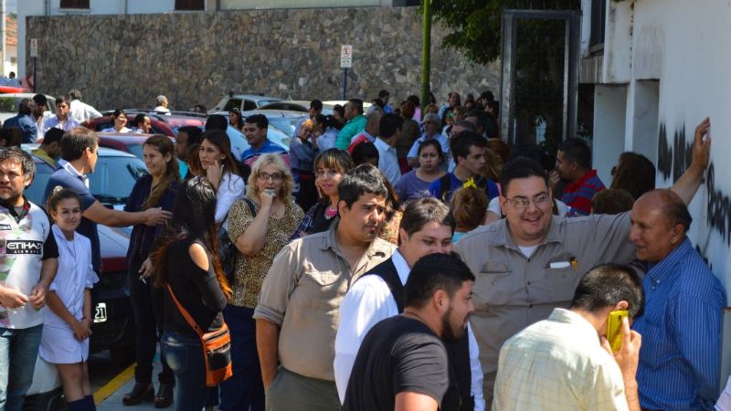 Se realizó el simulacro de evacuación en la Legislatura provincial