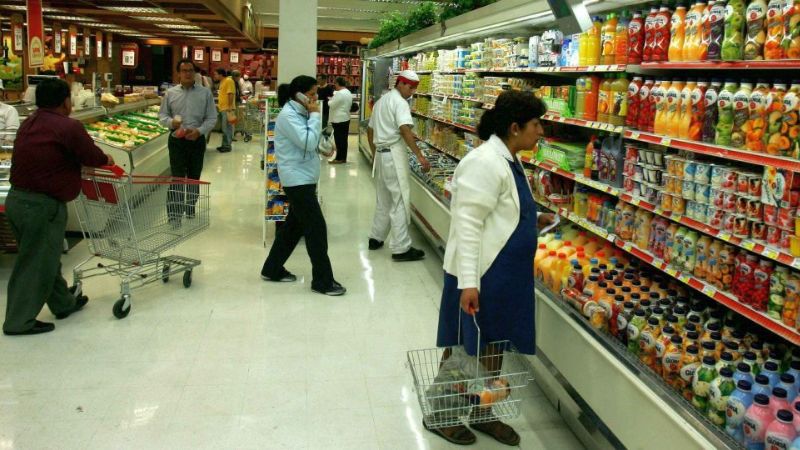 Por suba de tarifas, la inflación saltó al 2,4% en octubre, según el INDEC