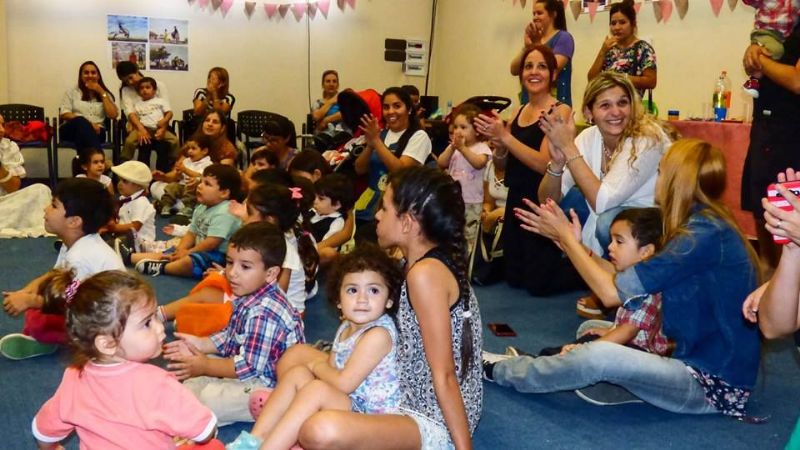 Los niños de jardín maternal celebraron el día de la tradición