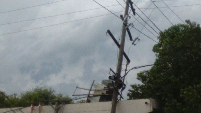 Recreo: fuerte temporal de viento y lluvia provocó destrozos