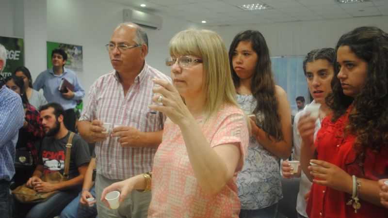 Panel de Cata de aceite presente en EVINOR 2016