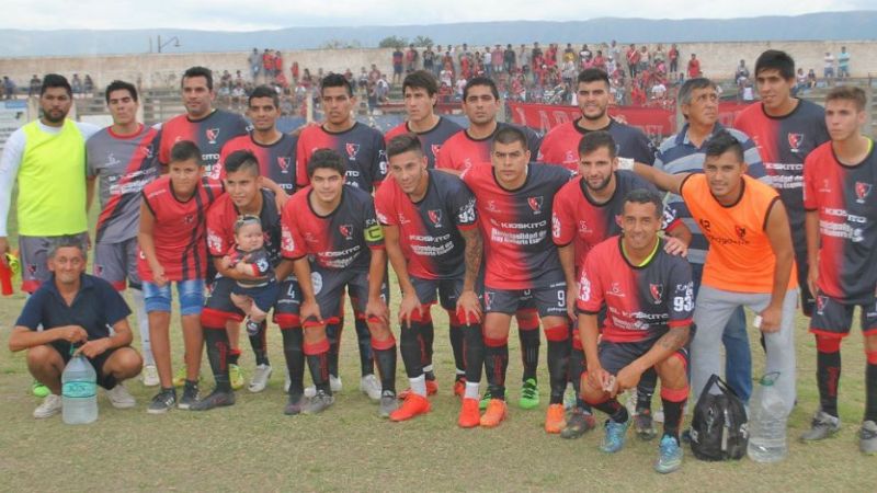 Defensores por el título, San Martín por un premio consuelo