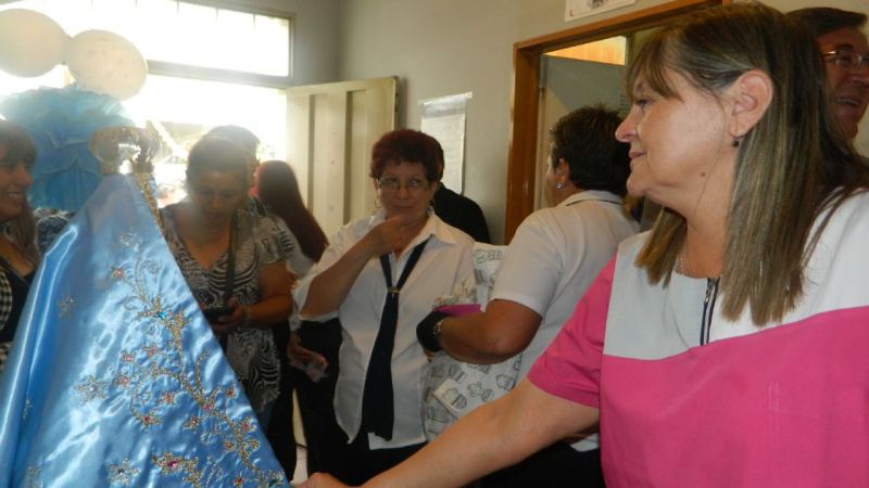 Reconocimiento Médico recibió a la Madre del Valle