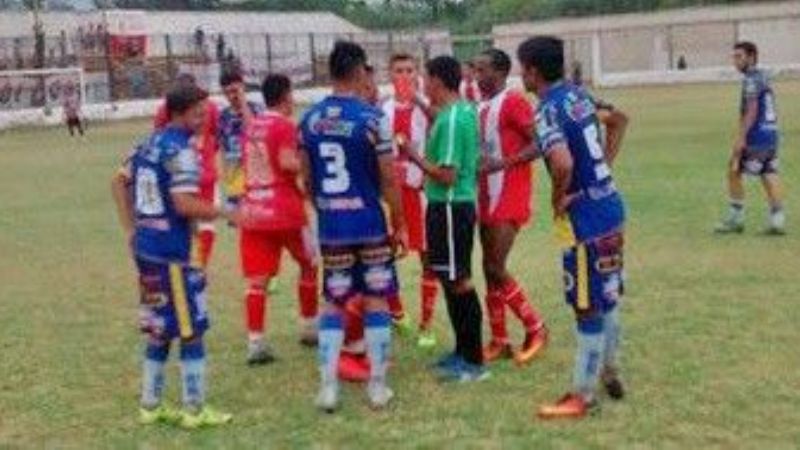 En accidentado final, Villa Cubas y Policial empataron 2 a 2