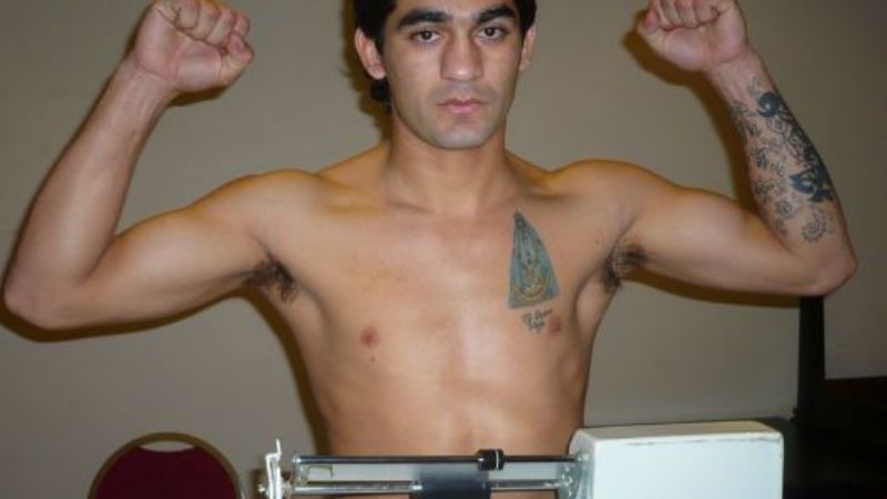 “El Zurdo” Barrionuevo y su contrincante Vallejos pesaron 65 Kg.