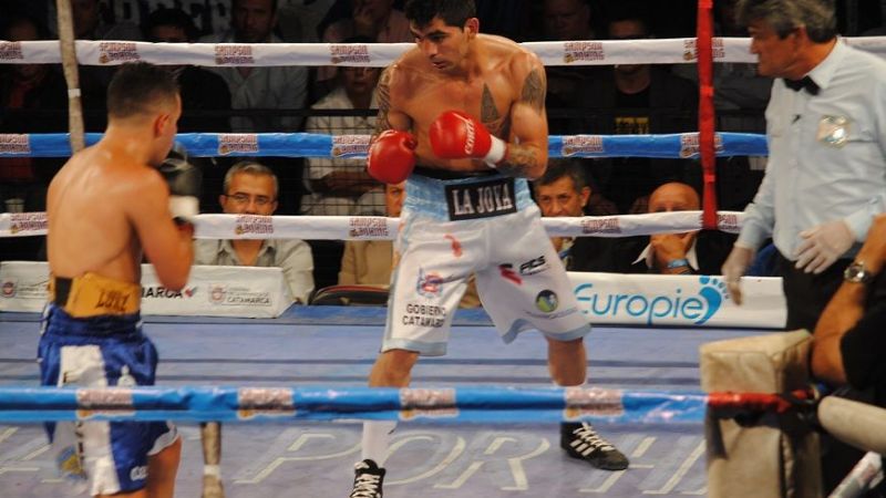 Por KOT en el 5to., el “Zurdo” retuvo la faja nacional Welter
