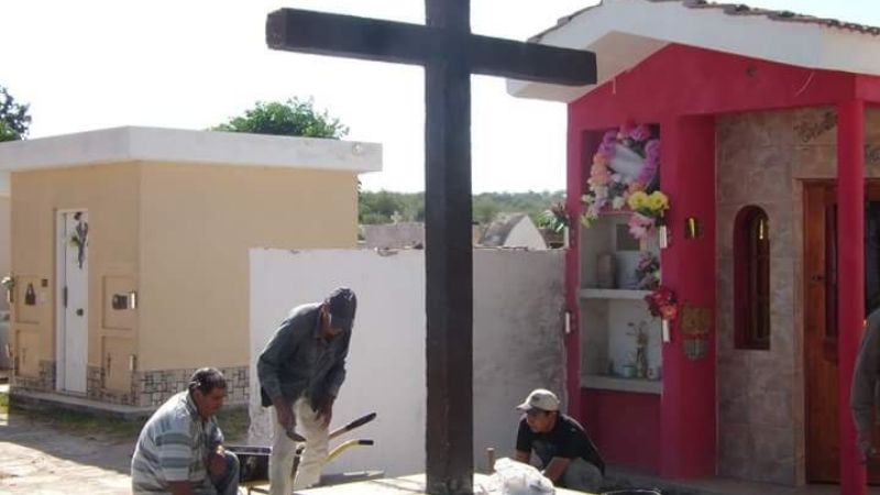 Celebración de la Santa Misa de los fieles difuntos en la parroquia San Roque