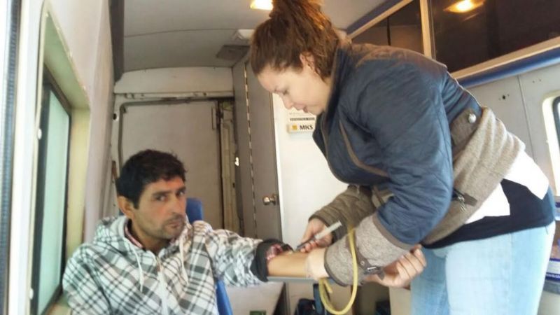 “Lleguemos al Barrio” en El Alto con más de 500 atenciones médicas