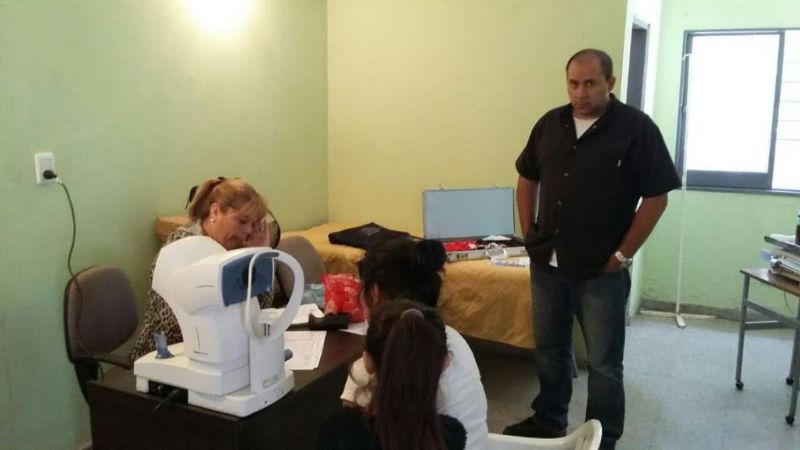 “Lleguemos al Barrio” en El Alto con más de 500 atenciones médicas