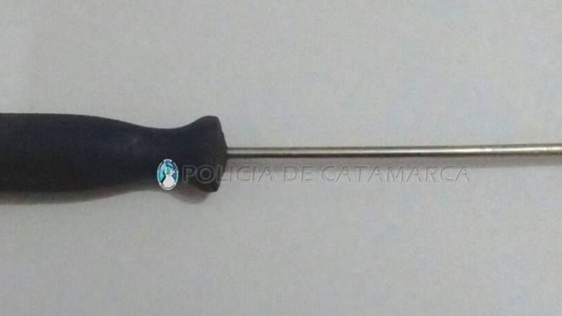 Joven amenazó de muerte a otras personas empuñando un destornillador