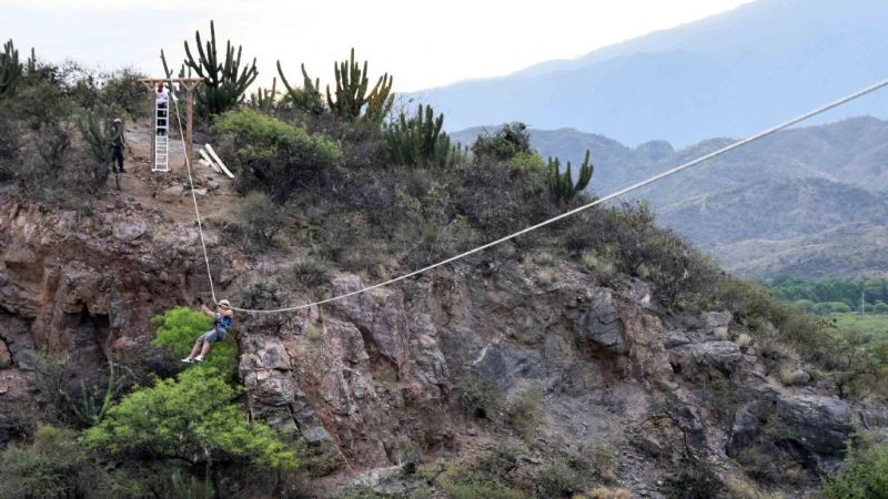 Inauguraron tirolesa en FME