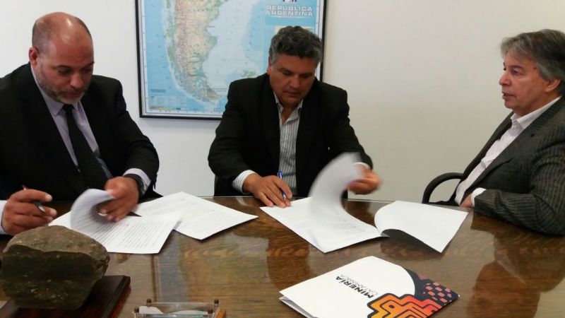 Convenio de cooperación entre Minería y el Colegio Argentino de Ingenieros en Minas